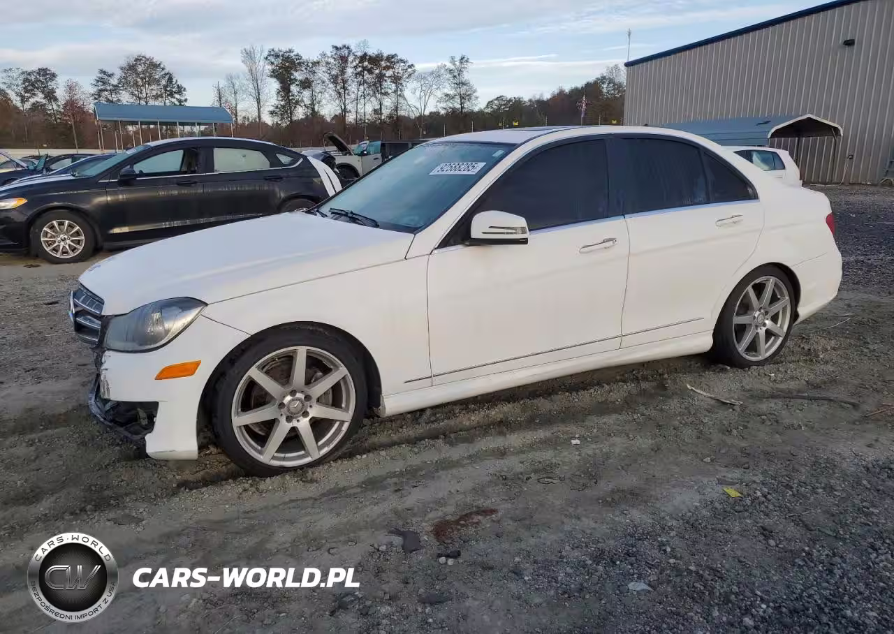 2014 Mercedes-Benz C 250