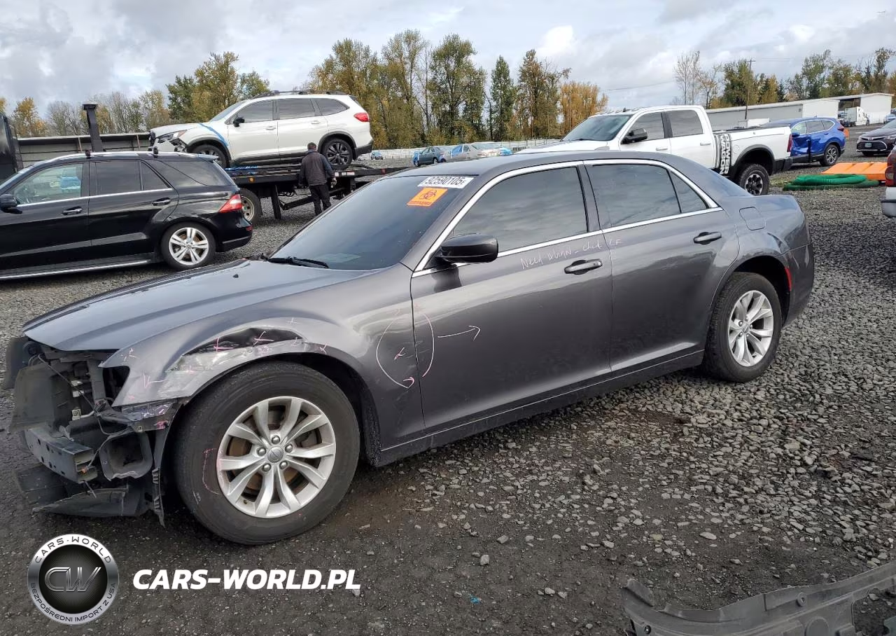 2016 Chrysler 300 Limited