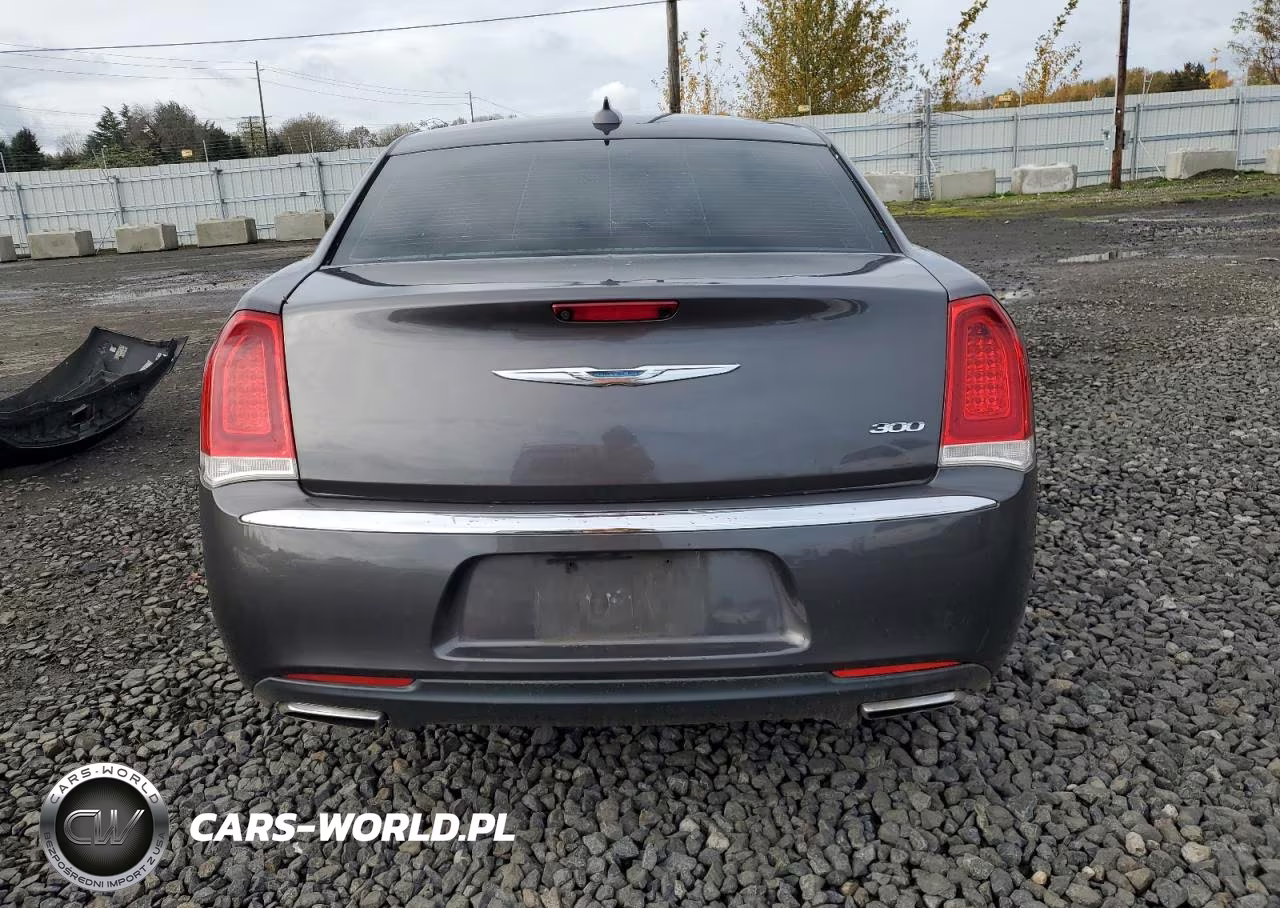 2016 Chrysler 300 Limited VIN:2C3CCAAG0GH219394 - 6