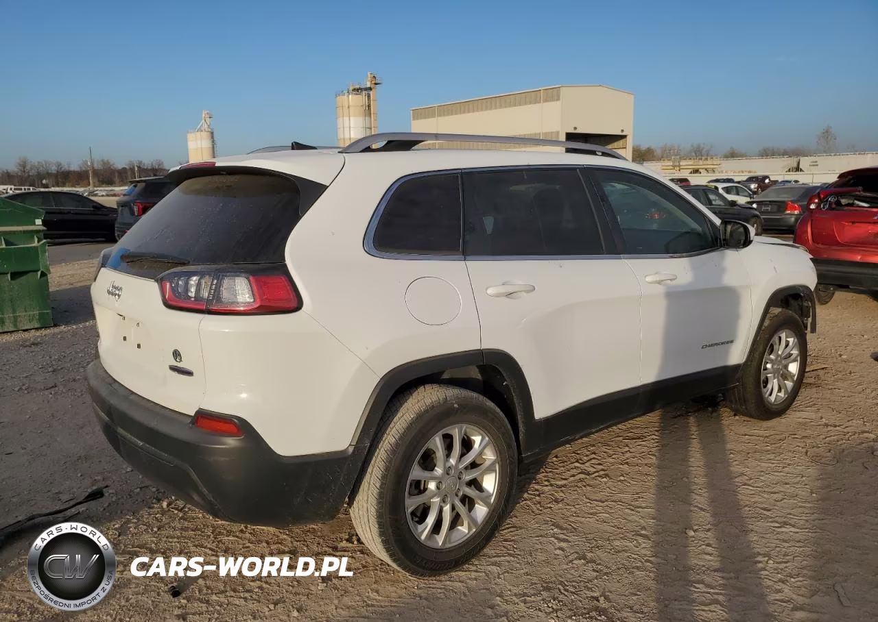 2019 Jeep Cherokee Latitude VIN:1C4PJMCB6KD140291 - 3