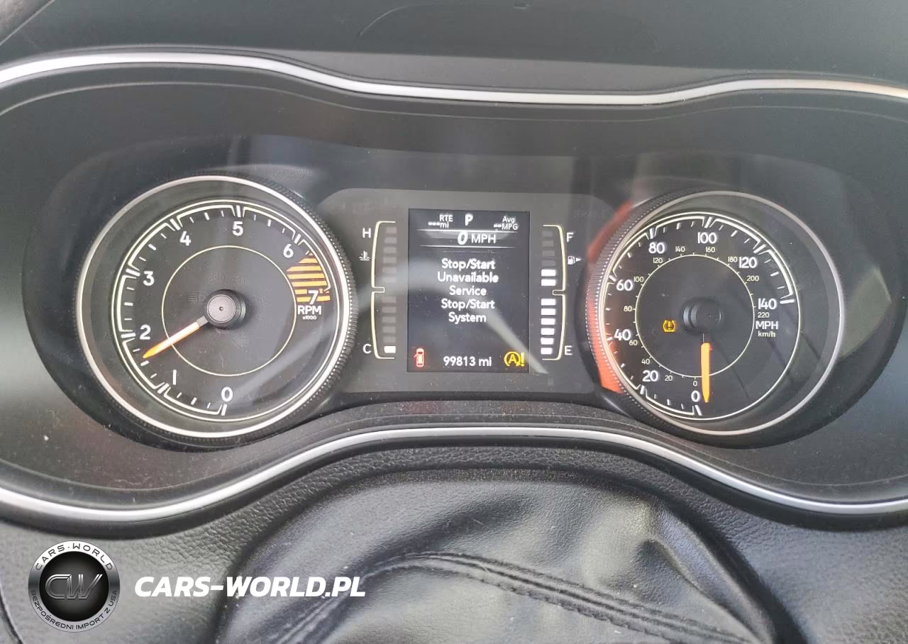 2019 Jeep Cherokee Latitude VIN:1C4PJMCB6KD140291 - 9