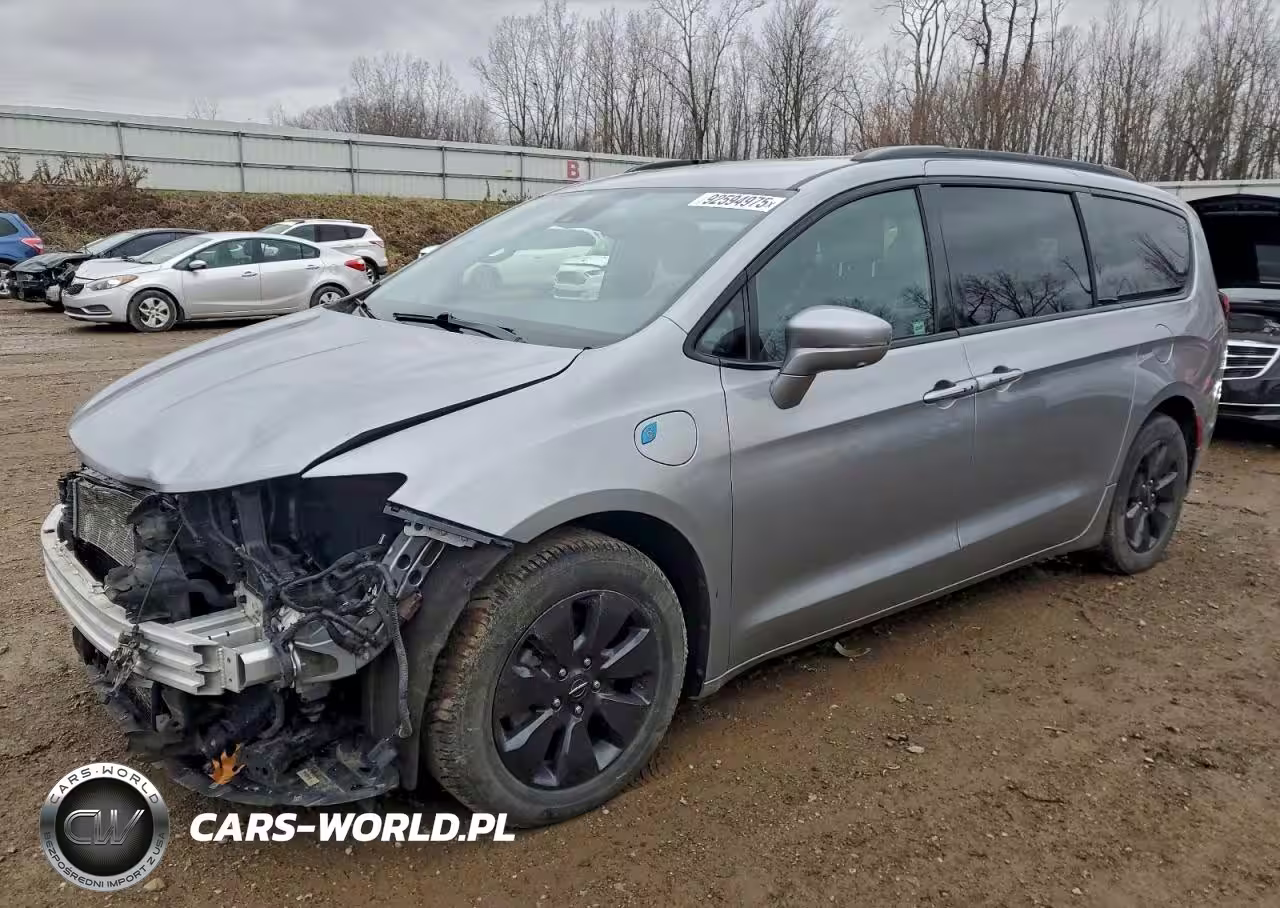 2020 Chrysler Pacifica Hybrid Limited