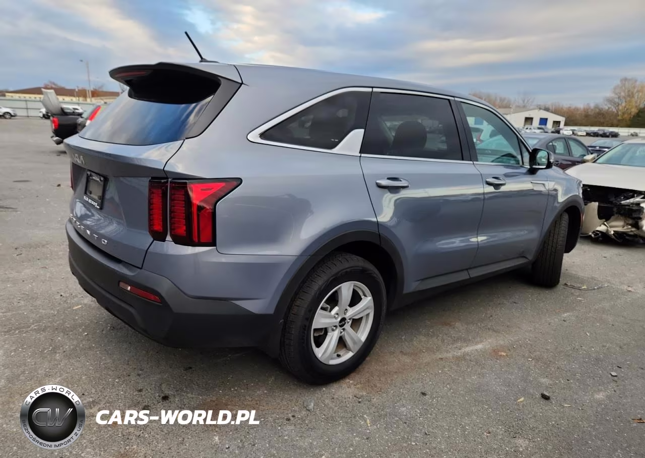 2022 Kia Sorento Lx VIN:5XYRG4LC5NG146072 - 3