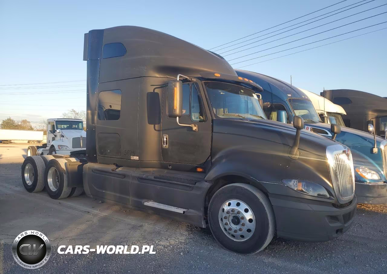 2016 International Prostar Semi Truck