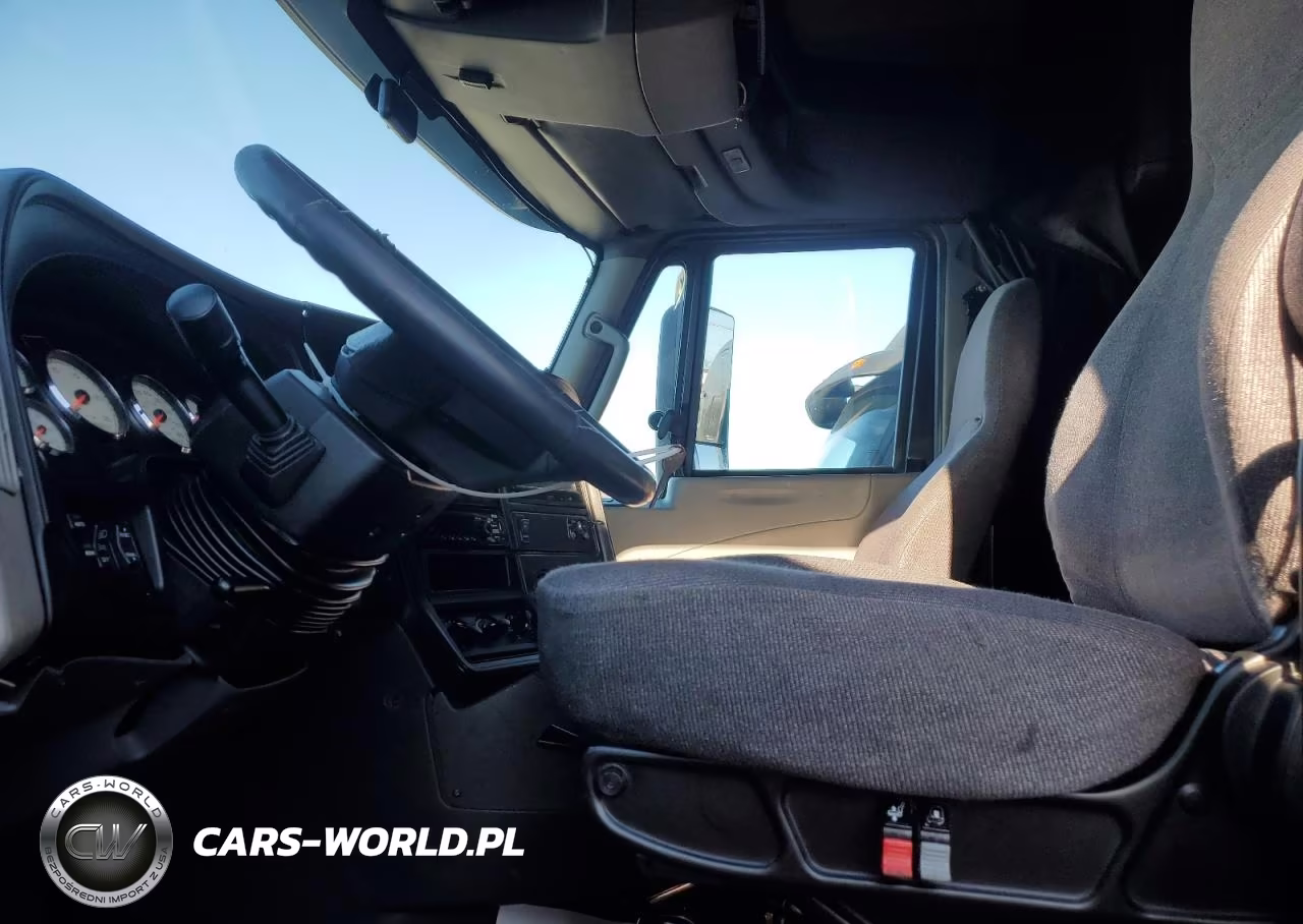 2016 International Prostar Semi Truck VIN:3HSDJAPR3GN403794 - 5