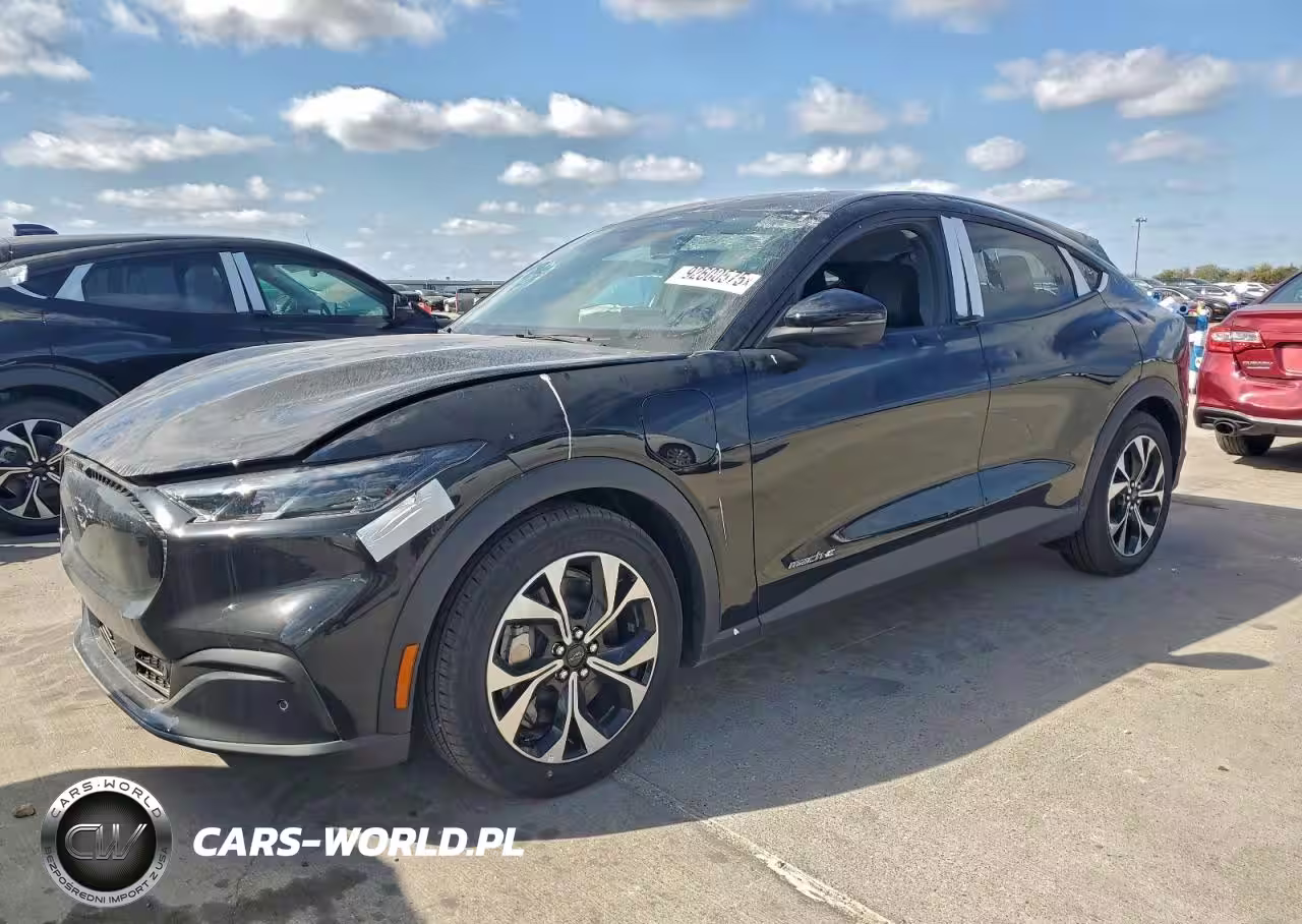 2025 Ford Mustang Mach-E Select