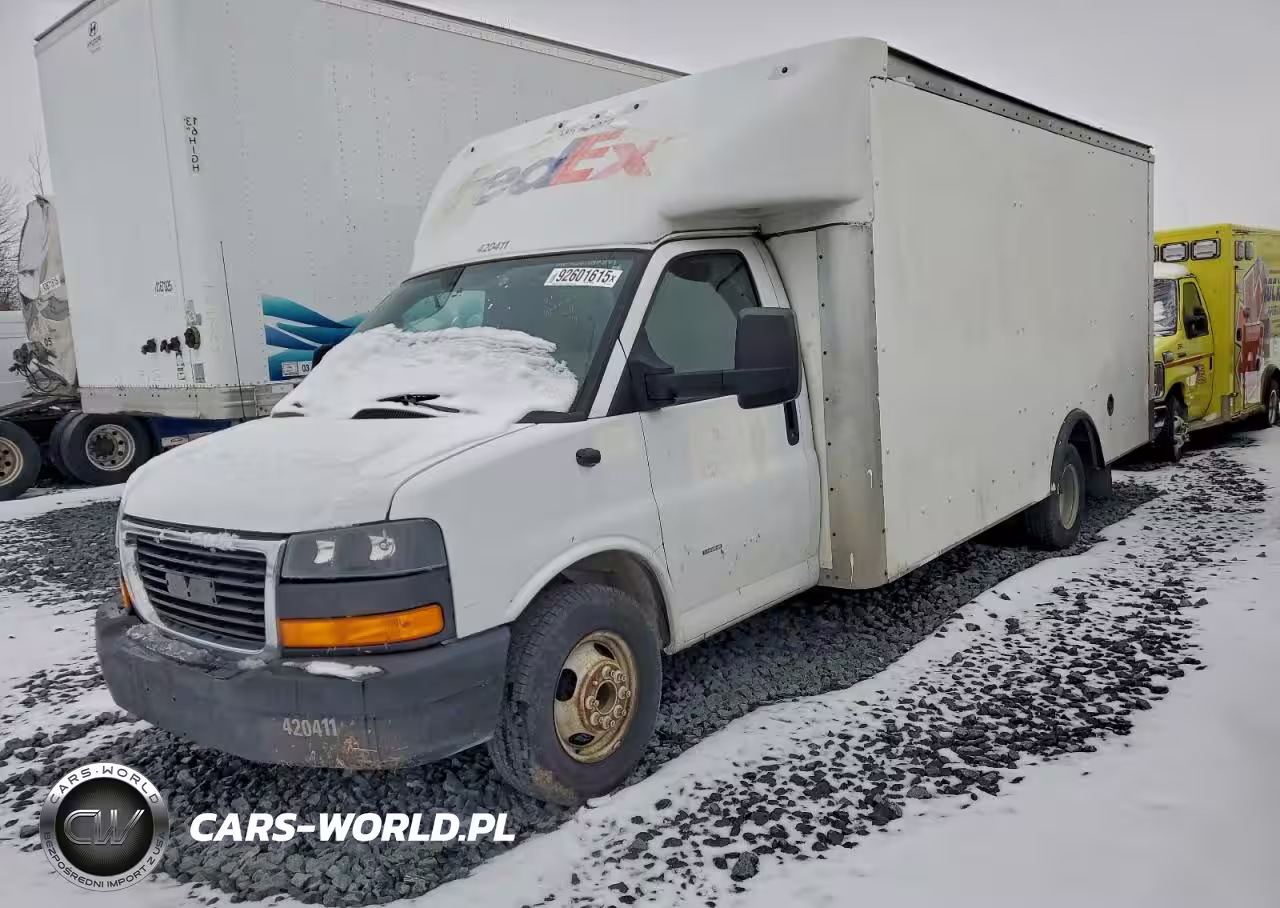 2019 GMC Savana Delivery Truck