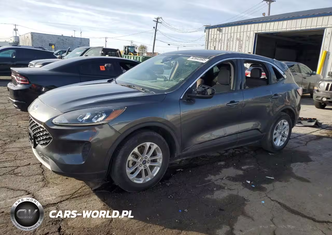 2020 Ford Escape Se