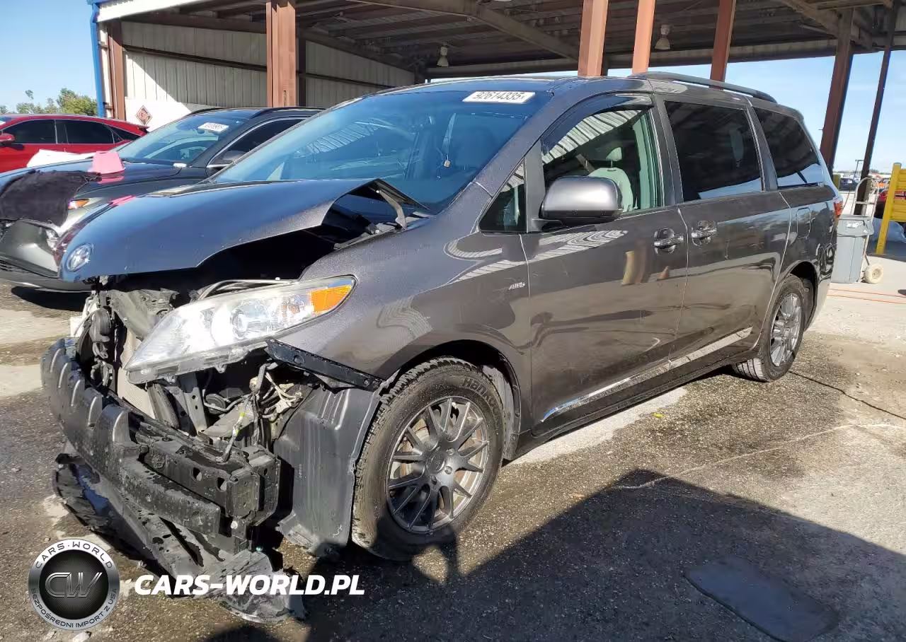 2017 Toyota Sienna Xle
