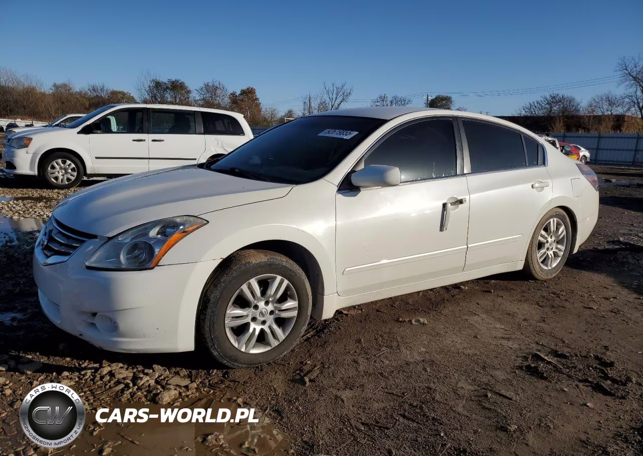 2010 Niss Altima S