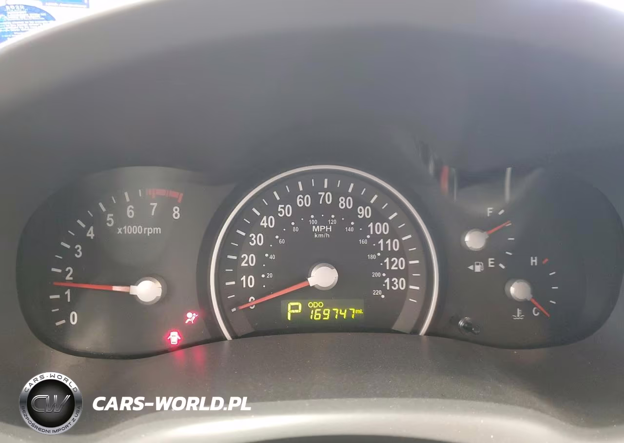 2012 Kia Sedona Lx VIN:KNDMG4C71C6463506 - 9