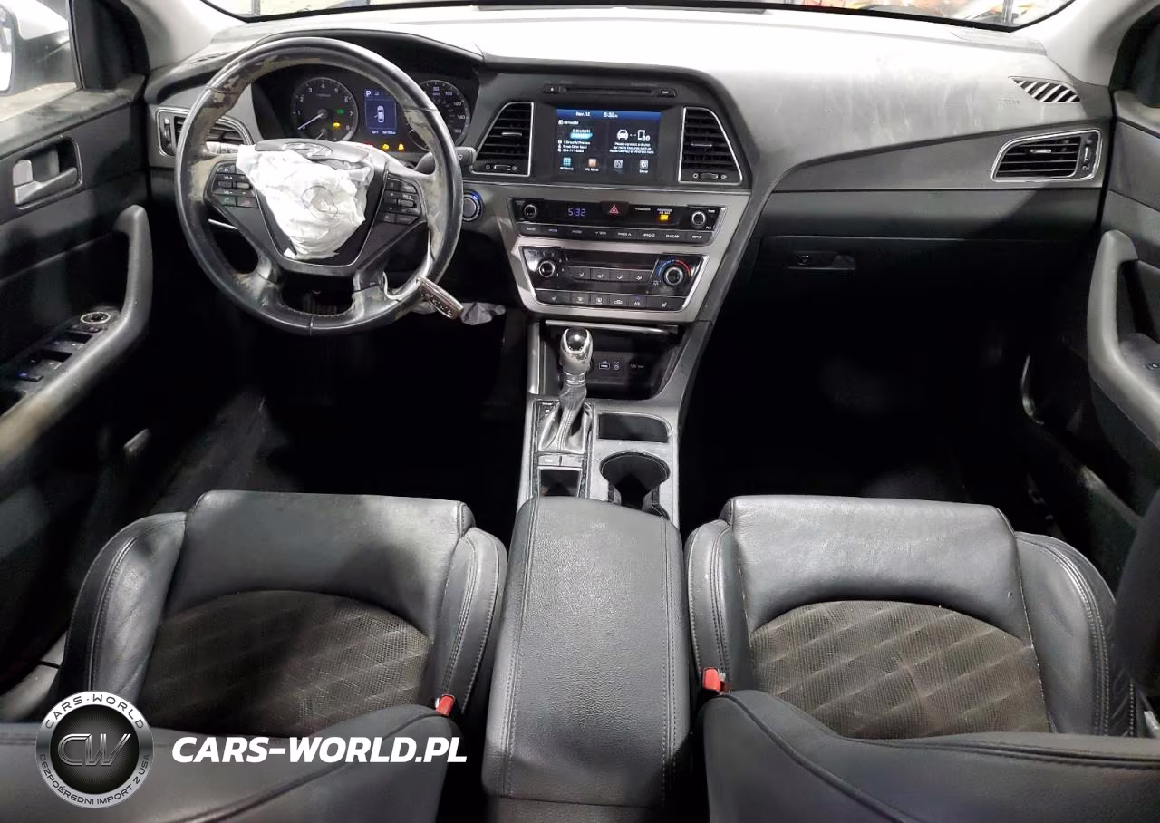 2017 Hyundai Sonata Sport VIN:5NPE34AF1HH594510 - 8