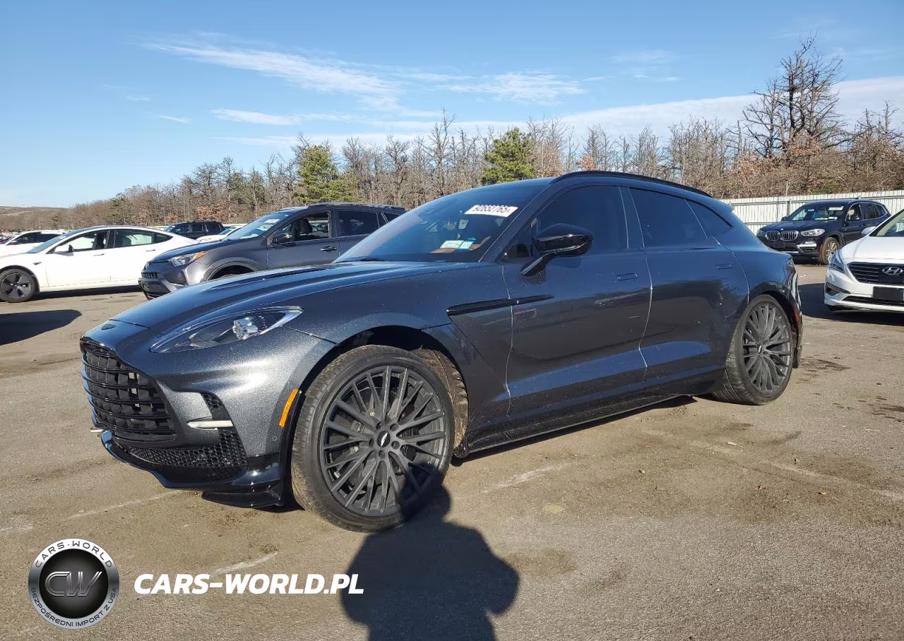 2023 Aston Martin Dbx 707