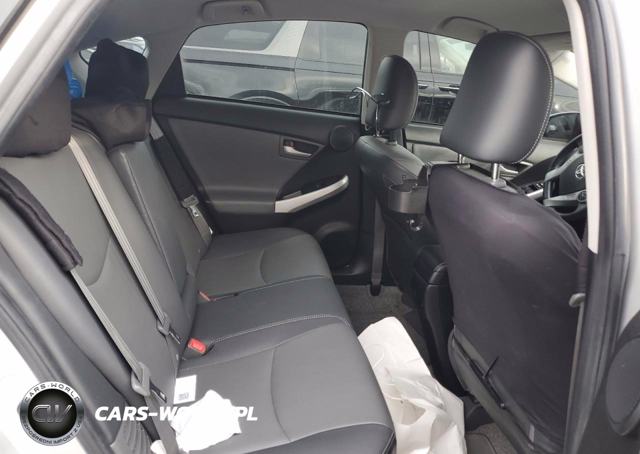 2012 Toyota Prius Plug-In VIN:JTDKN3DP8C3008515 - 10