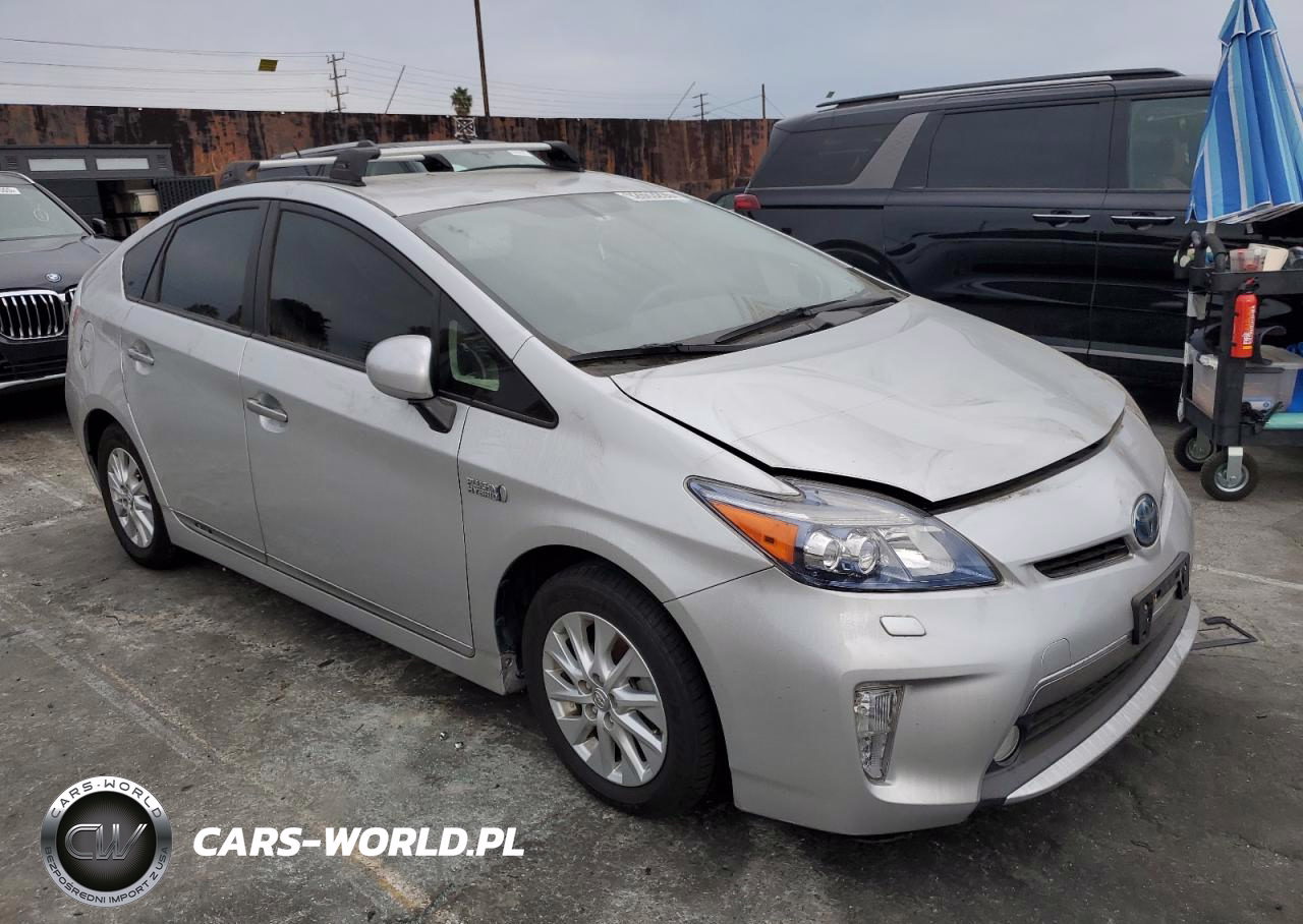 2012 Toyota Prius Plug-In VIN:JTDKN3DP8C3008515 - 4