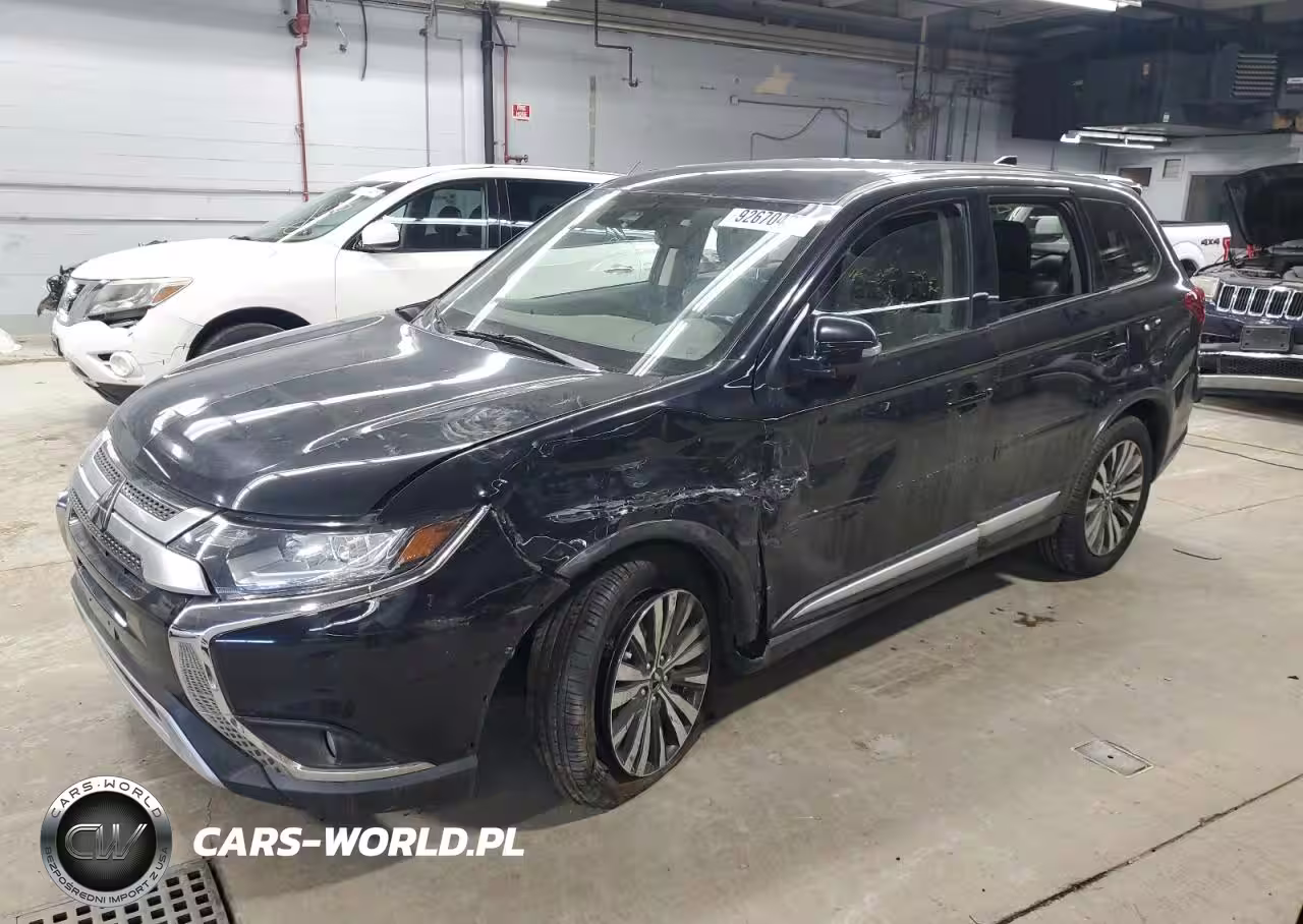 2020 Mitsubishi Outlander Se