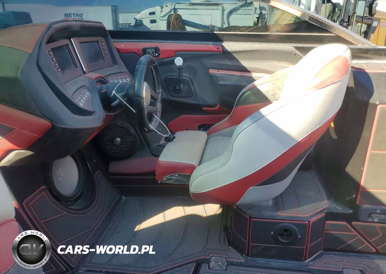 2017 Centurion Boat VIN:FINU1362C717 - 5