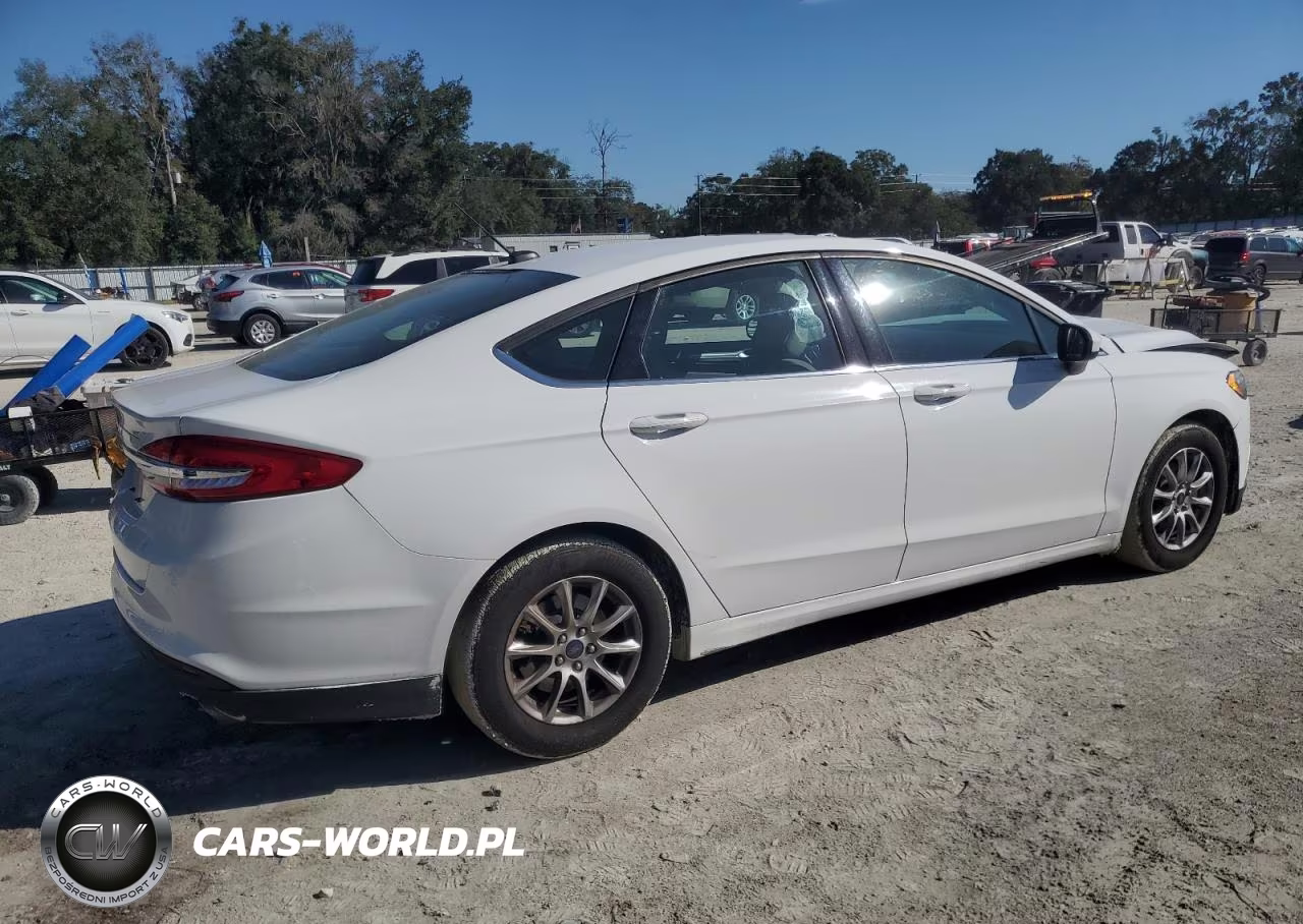 2017 Ford Fusion S VIN:3FA6P0G7XHR148280 - 3