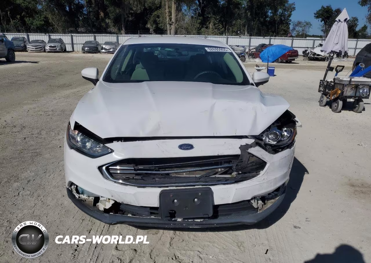 2017 Ford Fusion S VIN:3FA6P0G7XHR148280 - 5