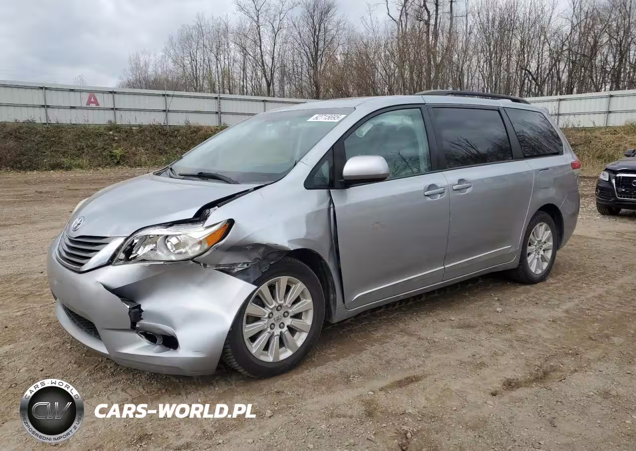 2014 Toyota Sienna Xle