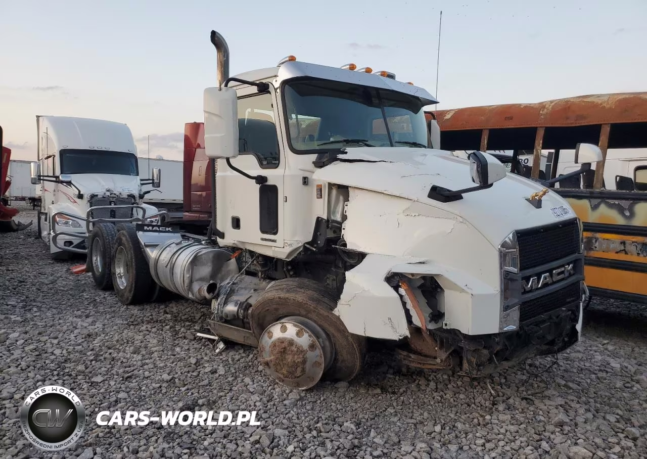 2022 Mack Anthem Semi Truck VIN:1M1AN2GY4NM026890 - 4