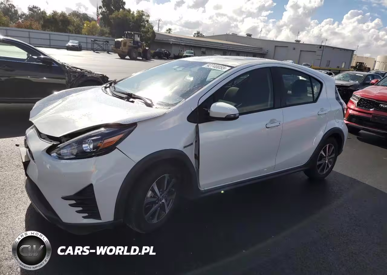 2018 Toyota Prius C