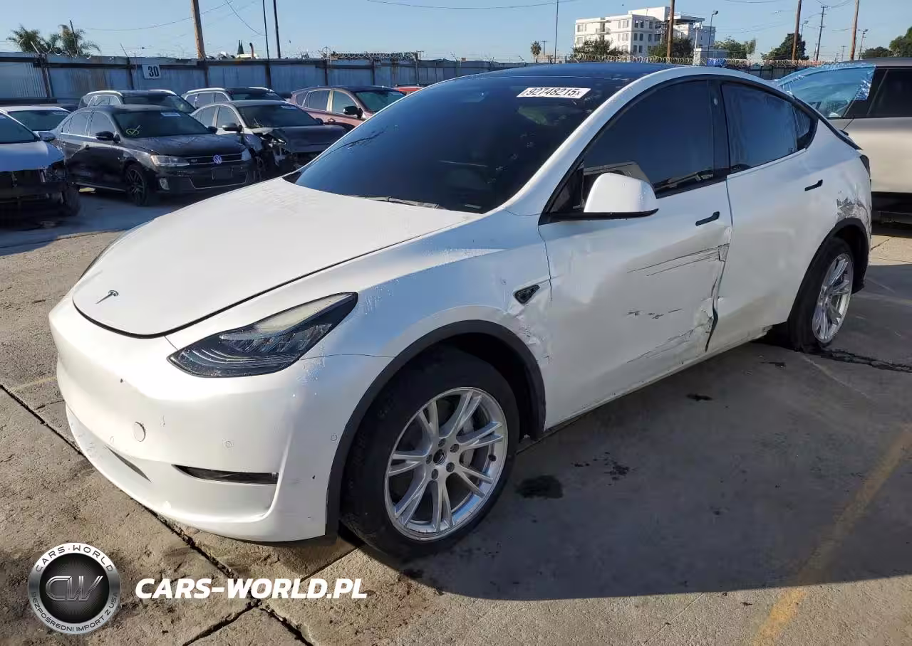 2021 Tesla Model Y Standard Range Rear-Wheel Drive