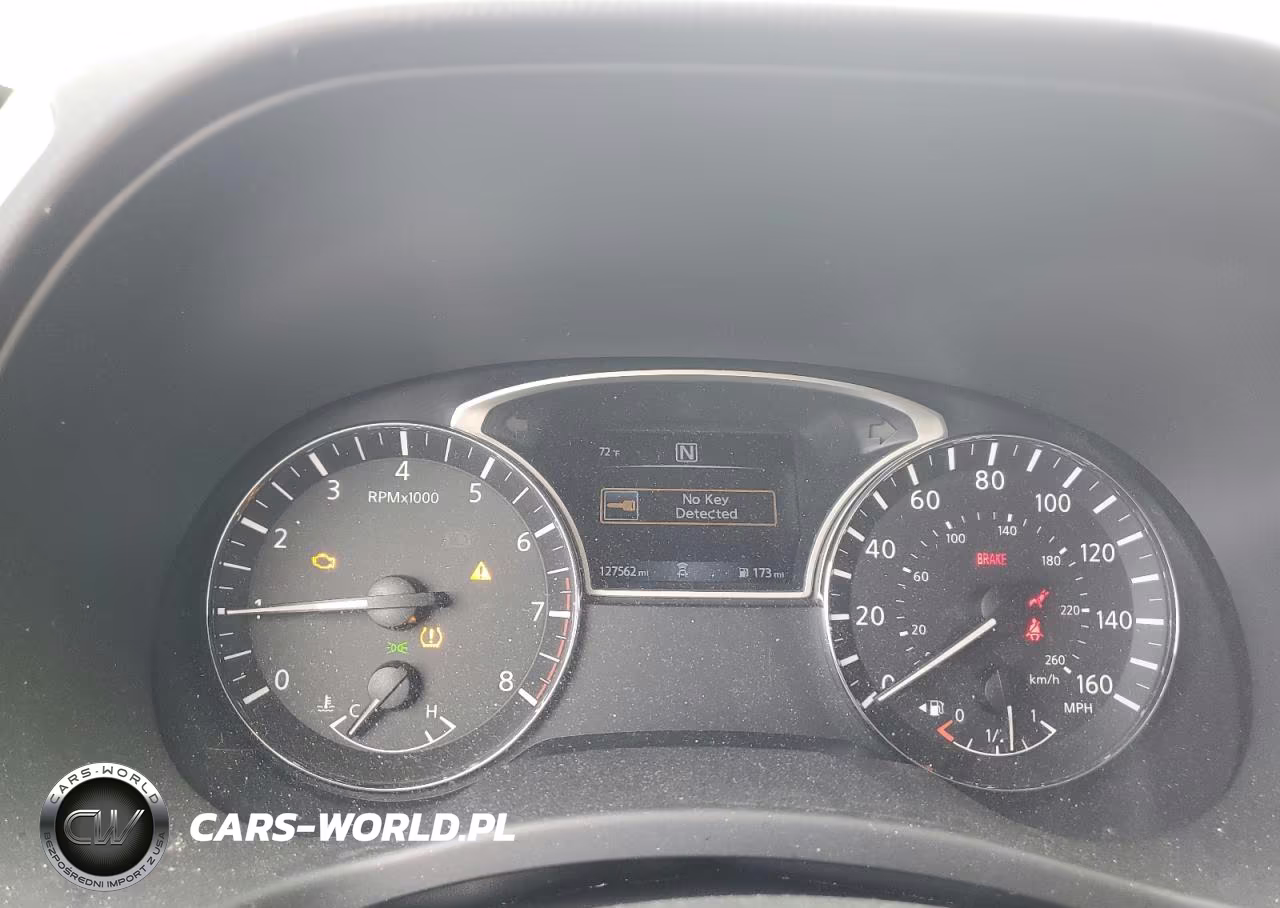 2020 Nissan Pathfinder S VIN:5N1DR2AN2LC584526 - 9