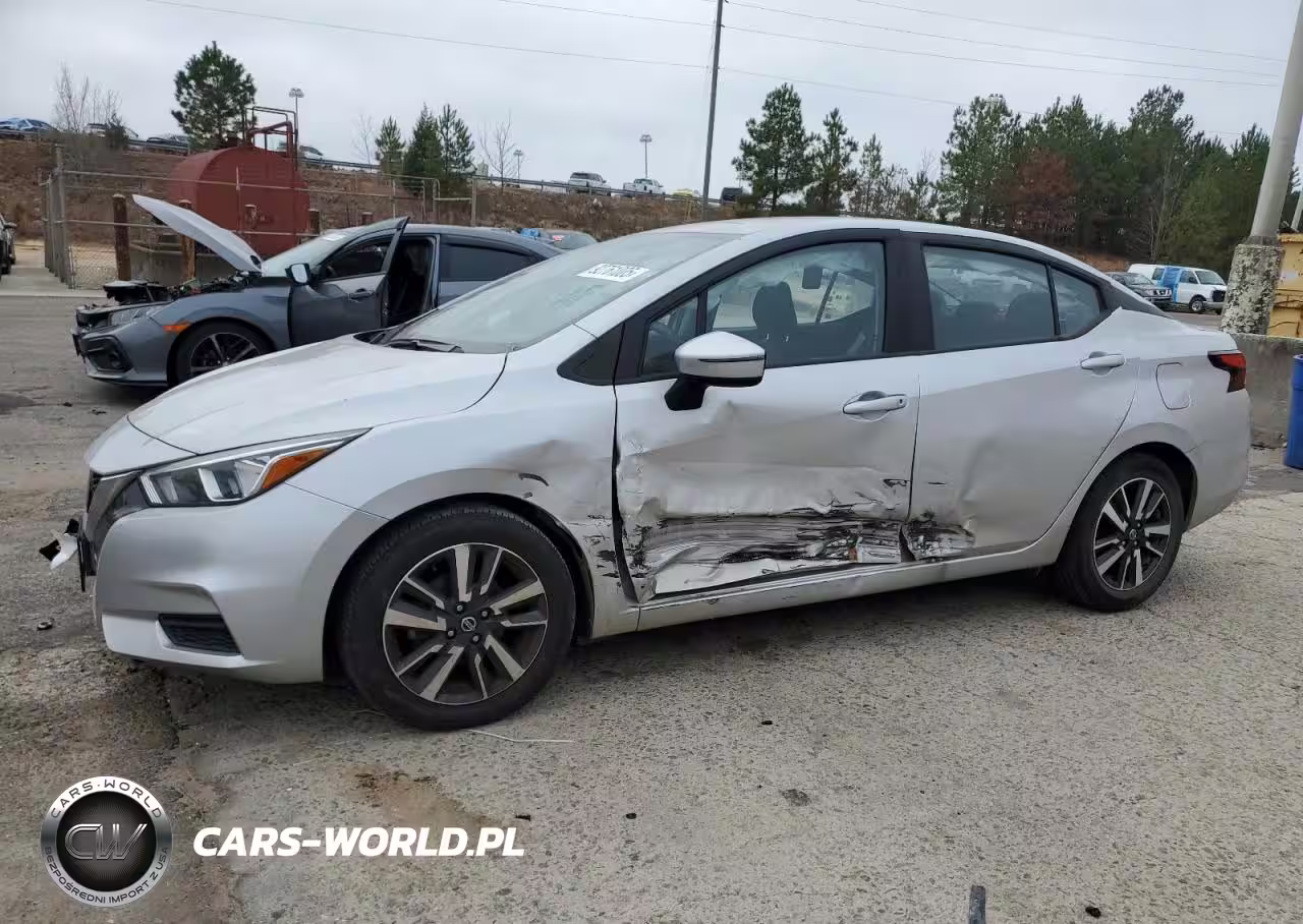 2021 Nissan Versa Sv