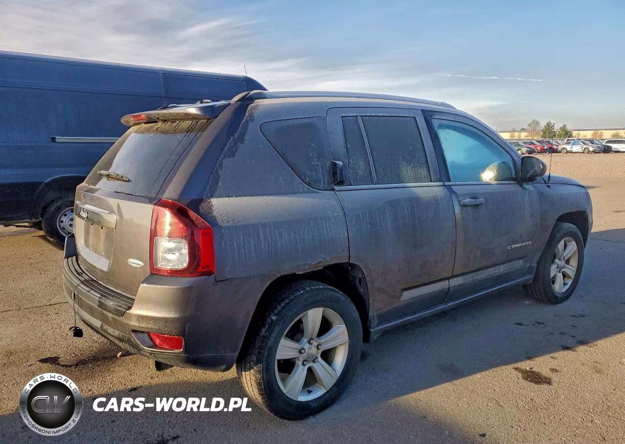 2017 Jeep Compass Latitude VIN:1C4NJDEB0HD191105 - 3
