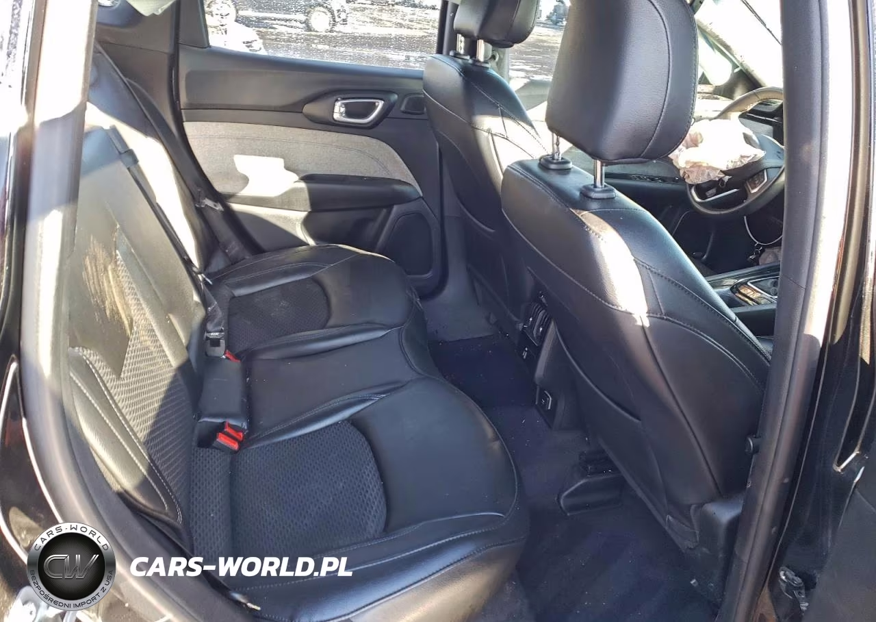 2023 Jeep Compass Latitude VIN:3C4NJDBN9PT504224 - 11