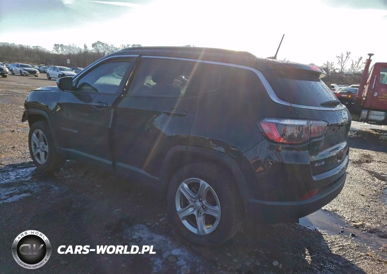 2023 Jeep Compass Latitude VIN:3C4NJDBN9PT504224 - 2