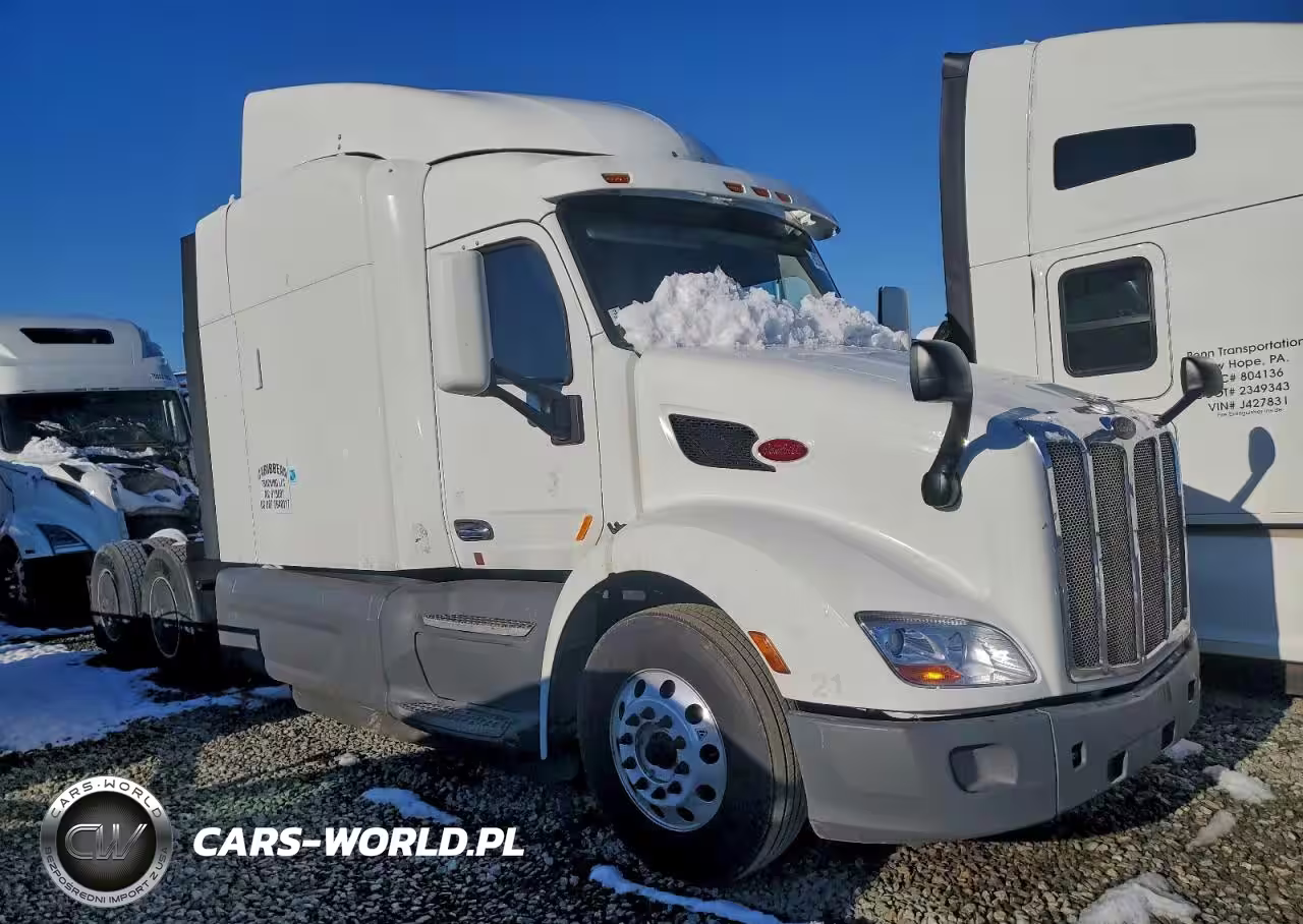 2019 Peterbilt 579 Semi Truck