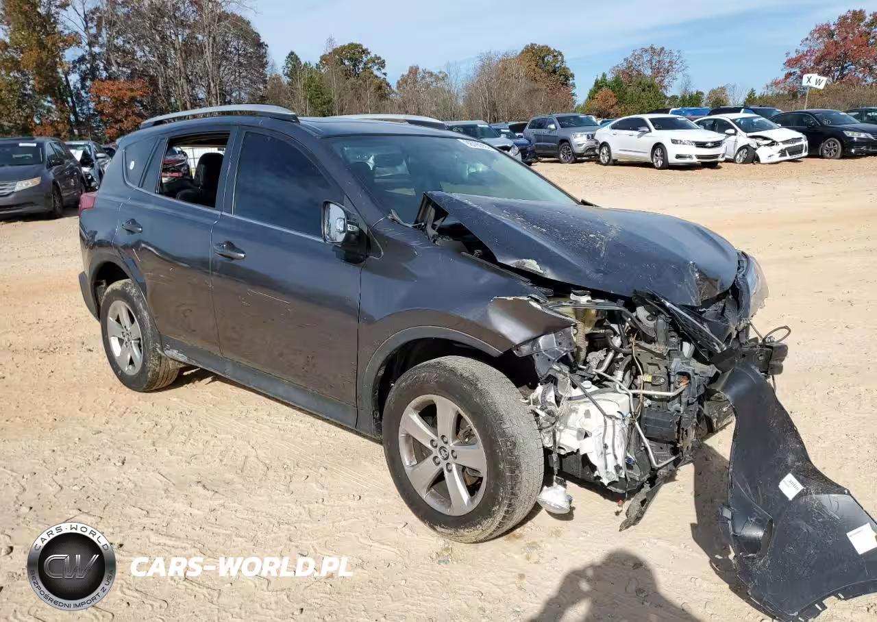 2015 Toyota Rav4 Xle VIN:2T3WFREV7FW183497 - 4