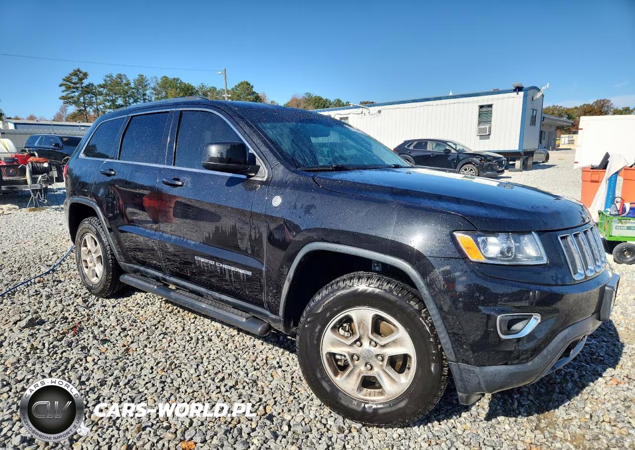 2016 Jeep Grand Cherokee Laredo VIN:1C4RJFAG2GC452589 - 4