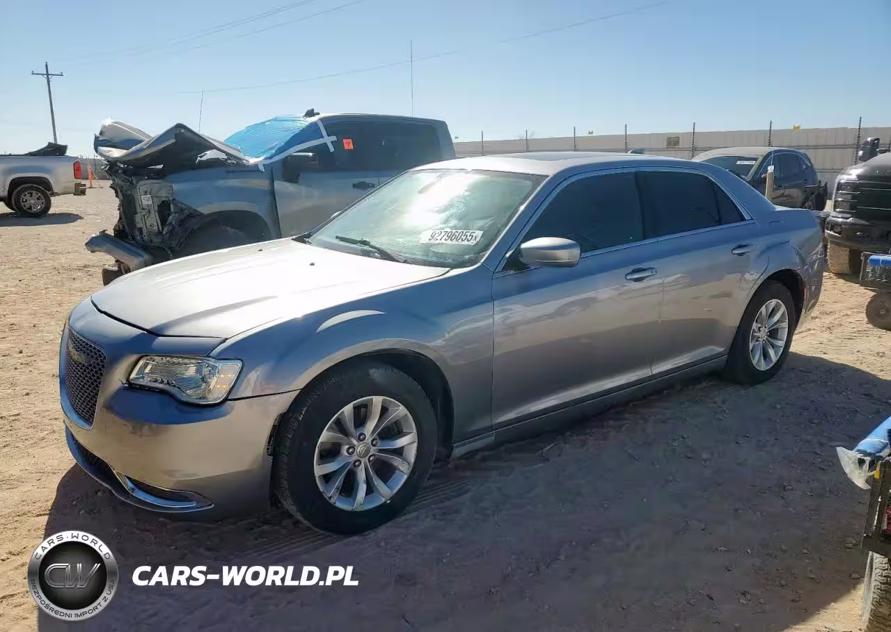 2015 Chrysler 300 Limited