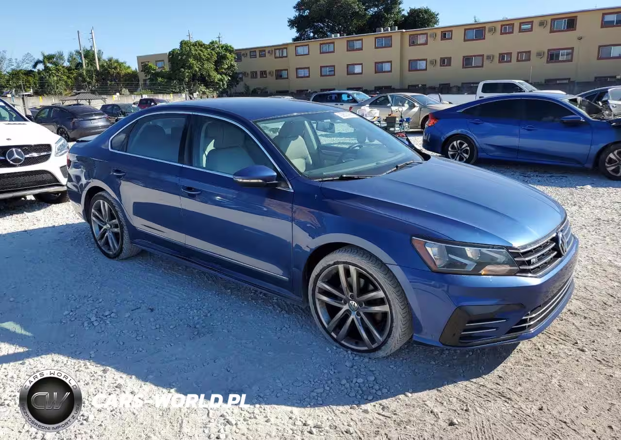 2016 Volkswagen Passat S VIN:1VWAT7A34GC037040 - 4
