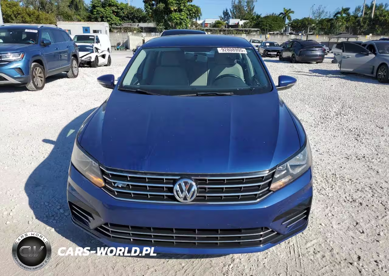 2016 Volkswagen Passat S VIN:1VWAT7A34GC037040 - 5