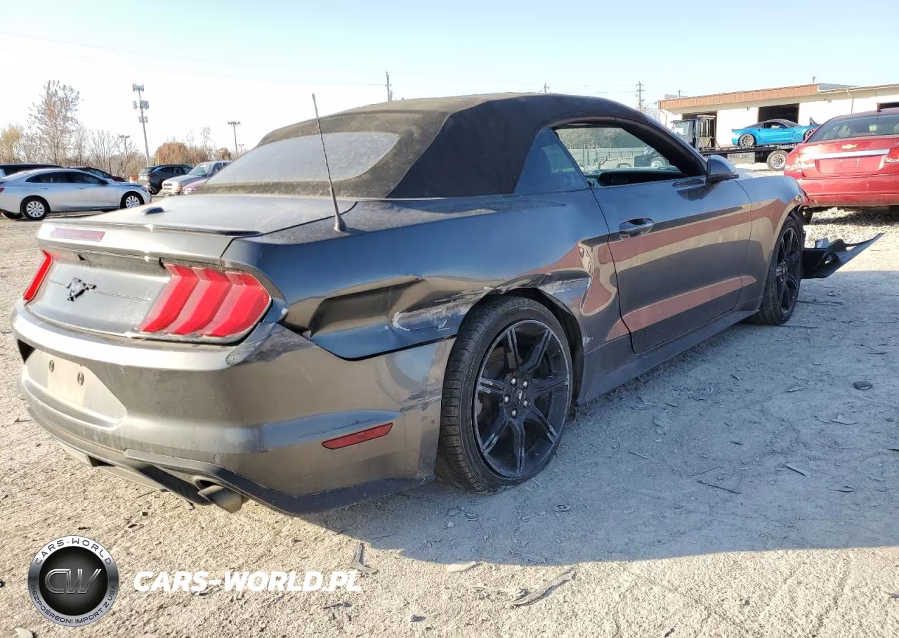 2018 Ford Mustang VIN:1FATP8UH7J5124249 - 3