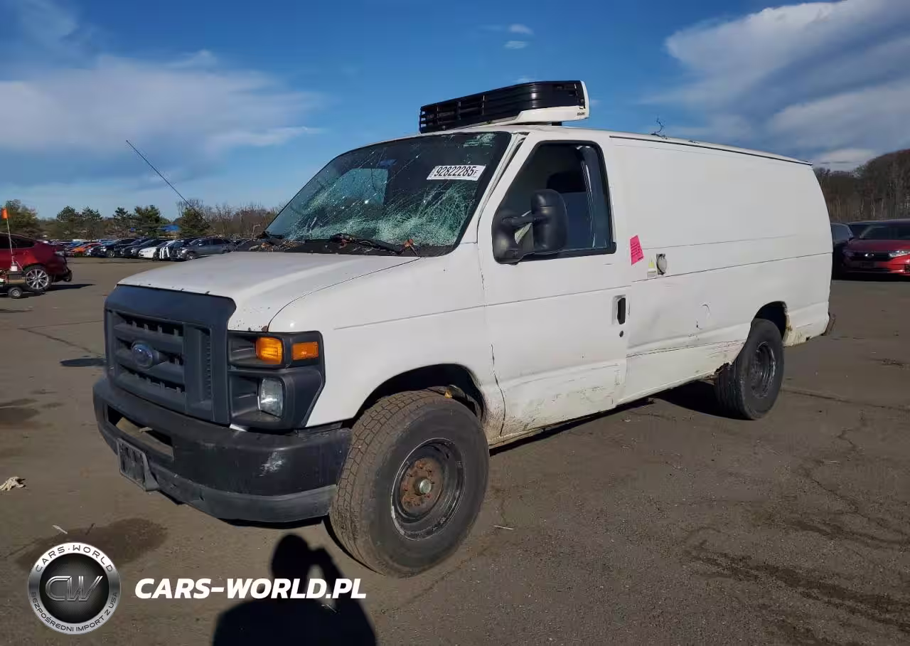 2013 Ford Econoline E350 Super Duty Van
