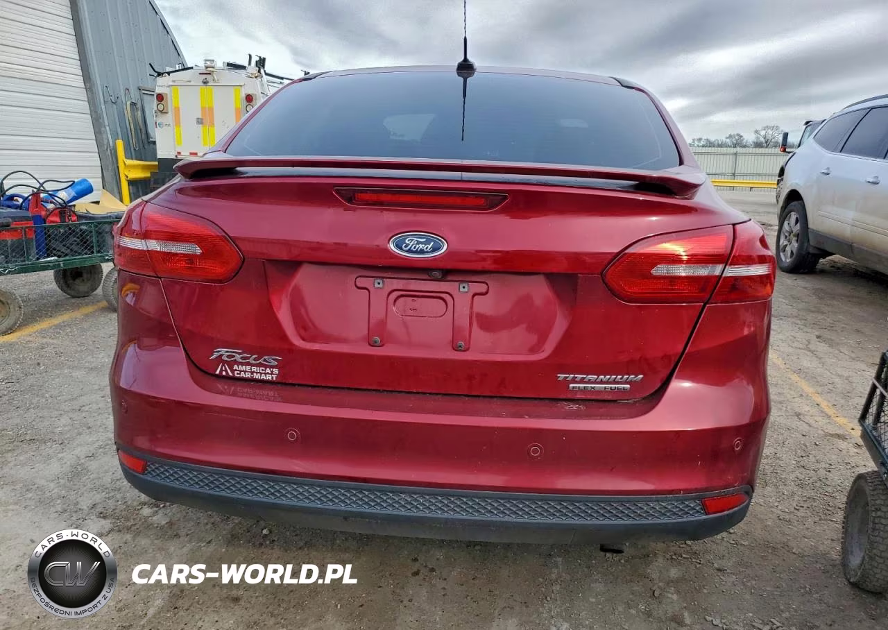 2016 Ford Focus Titanium VIN:1FADP3J26GL347572 - 6