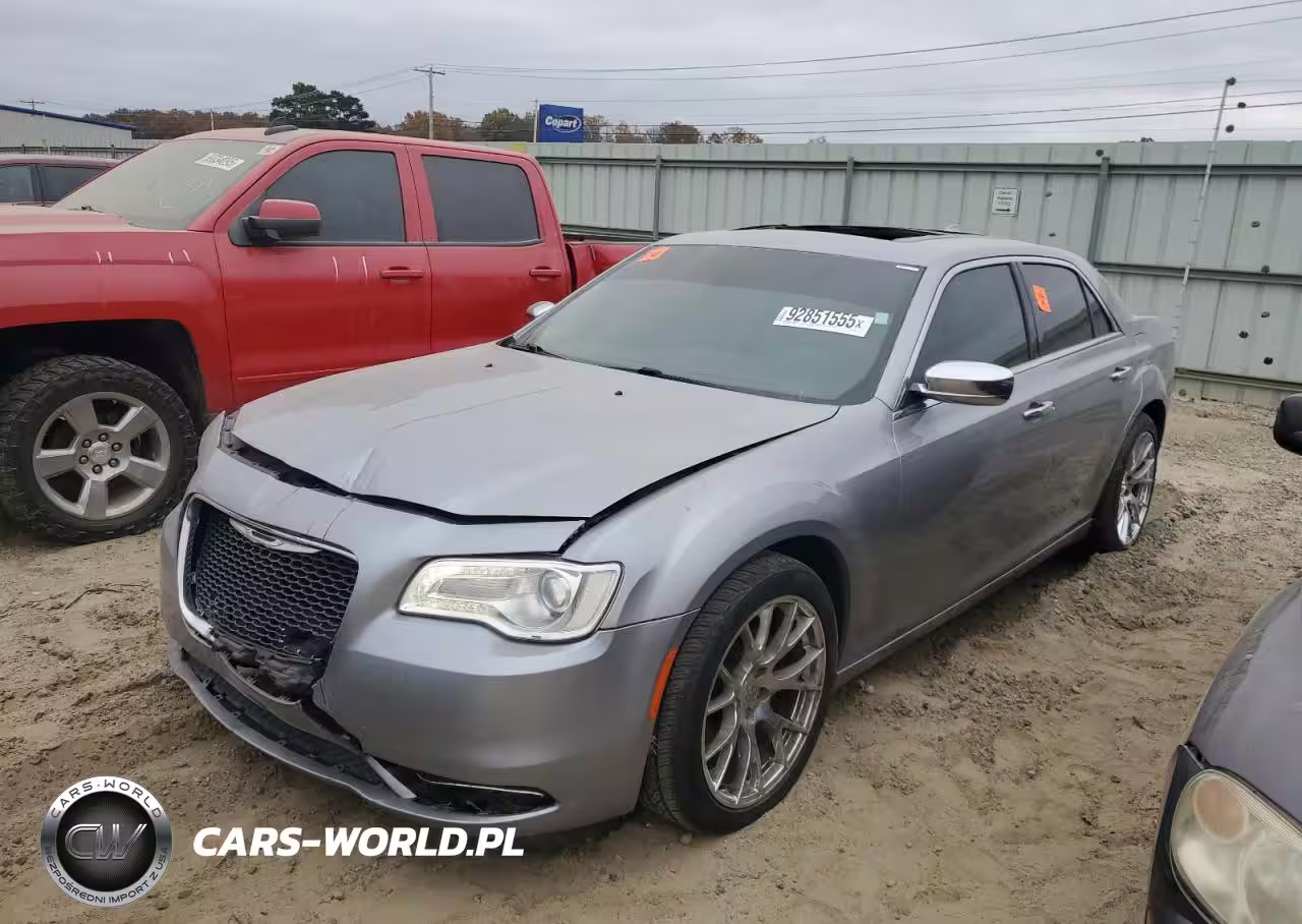 2016 Chrysler 300C