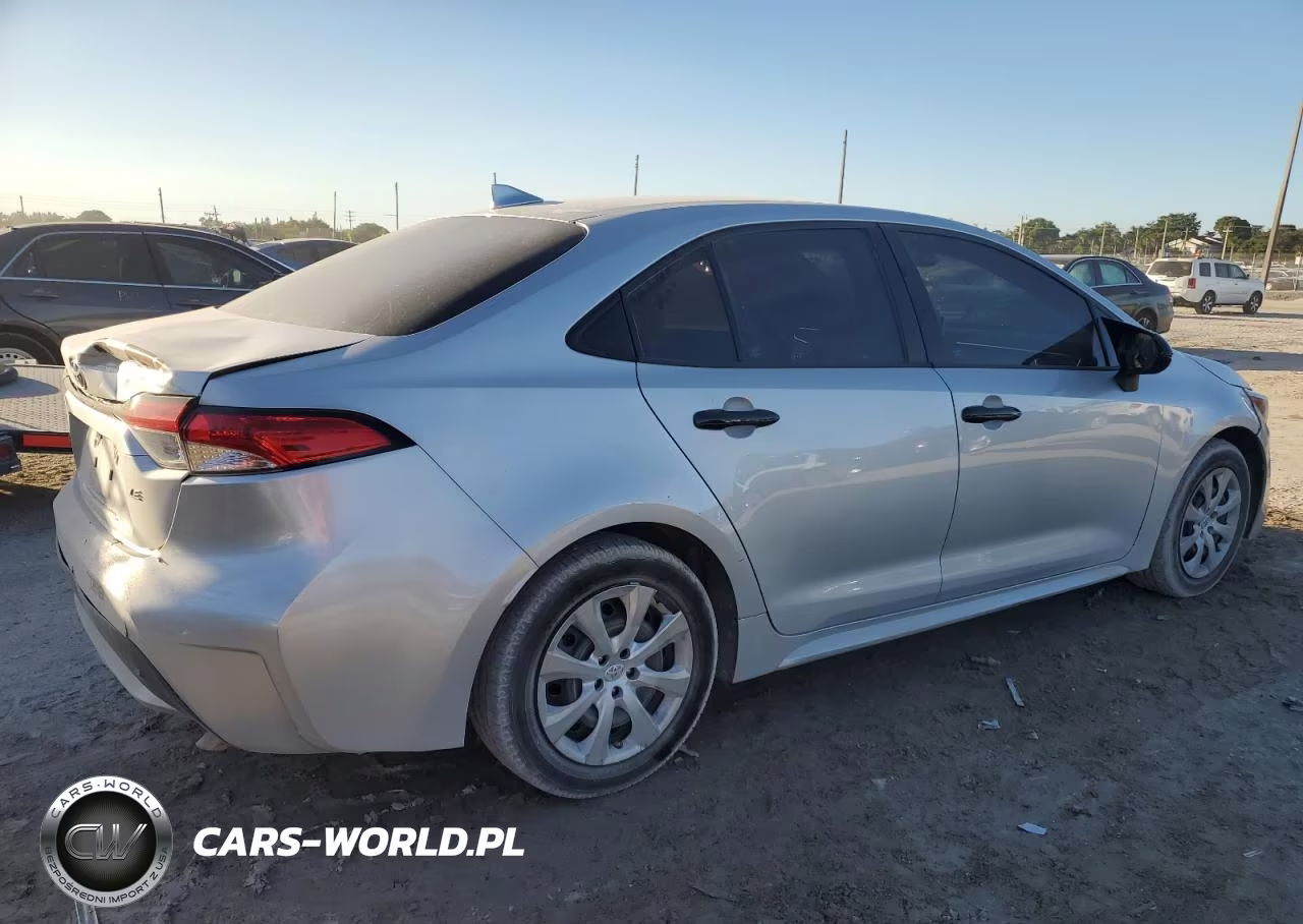 2020 Toyota Corolla Le VIN:5YFEPRAEXLP098903 - 3