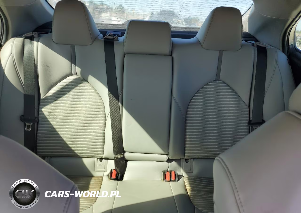 2020 Toyota Camry Se VIN:4T1G11AK8LU916273 - 10