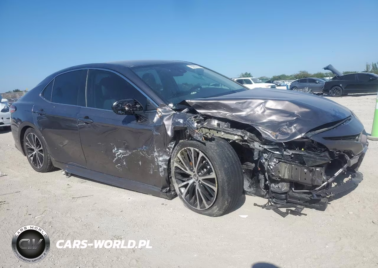 2020 Toyota Camry Se VIN:4T1G11AK8LU916273 - 4