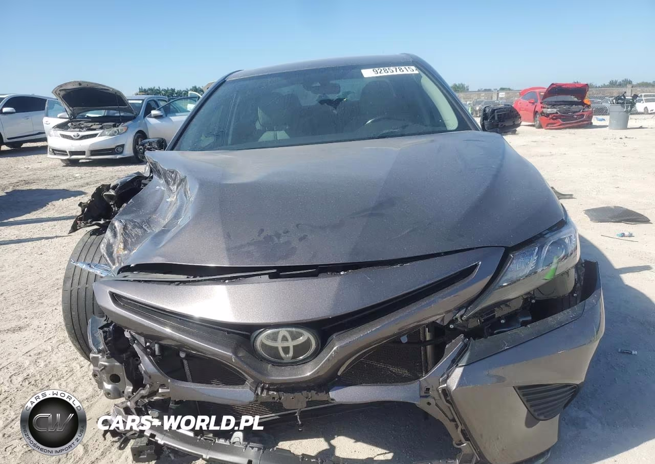 2020 Toyota Camry Se VIN:4T1G11AK8LU916273 - 5