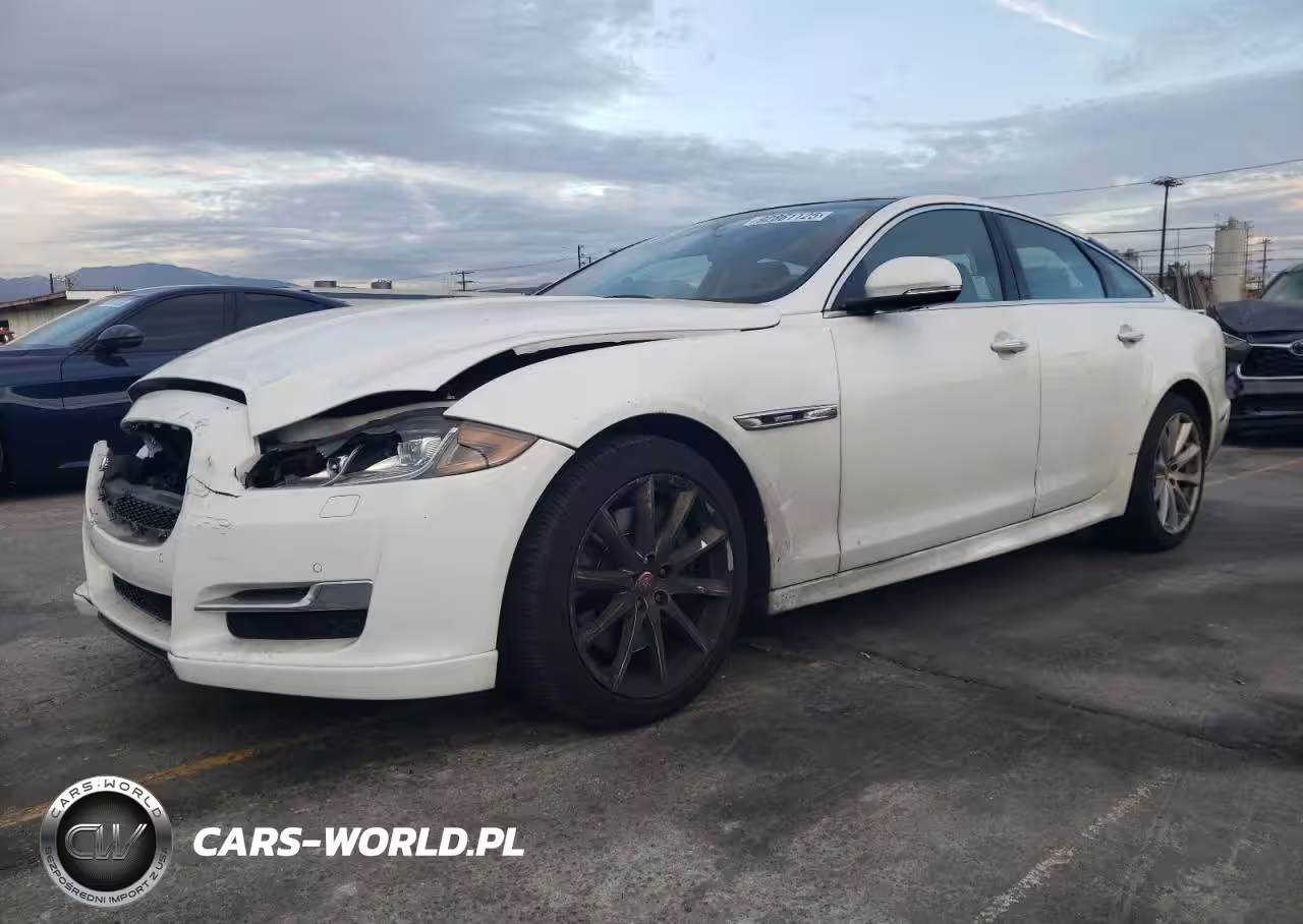 2016 Jaguar Xj