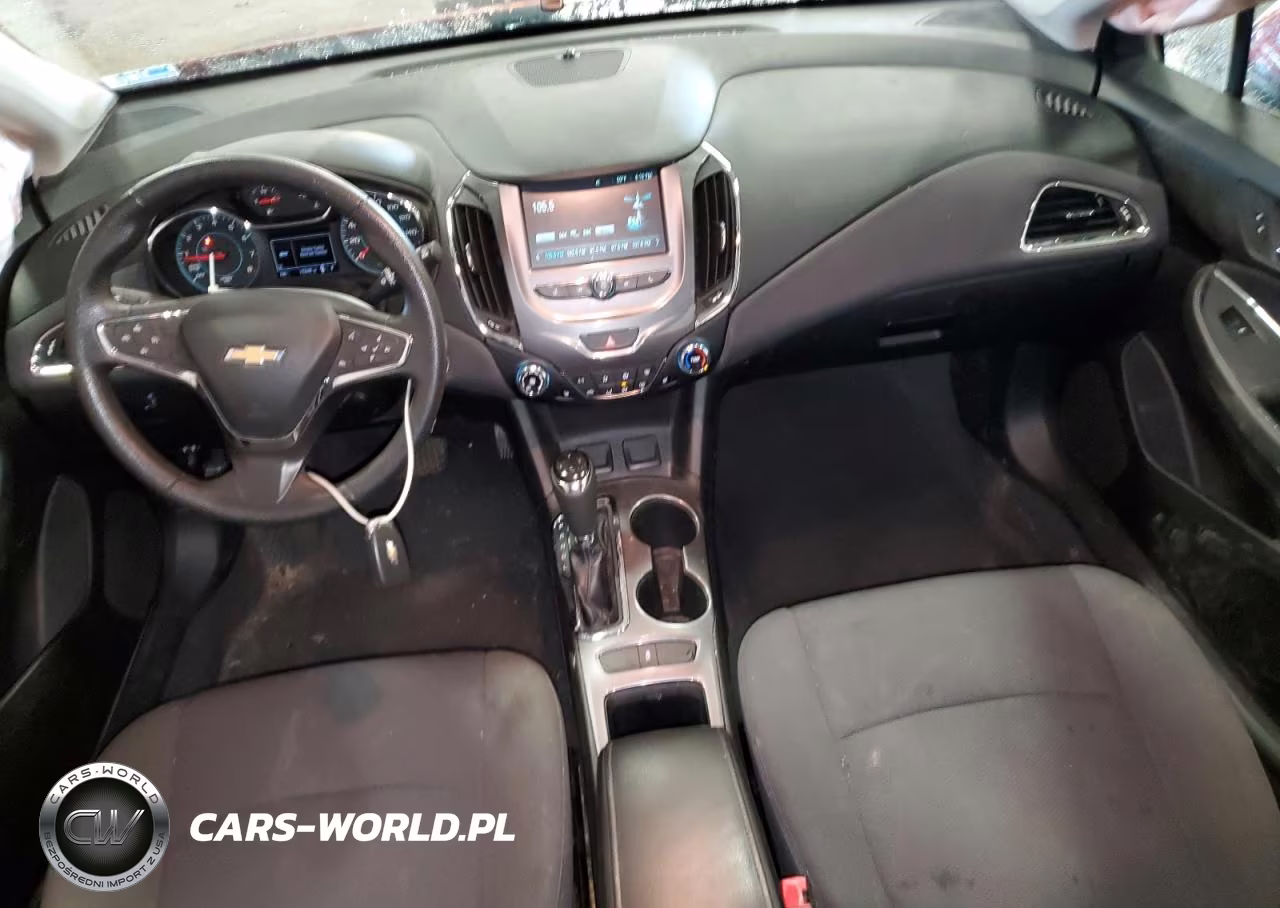 2018 Chevrolet Cruze Lt VIN:3G1BE6SM3JS639781 - 8