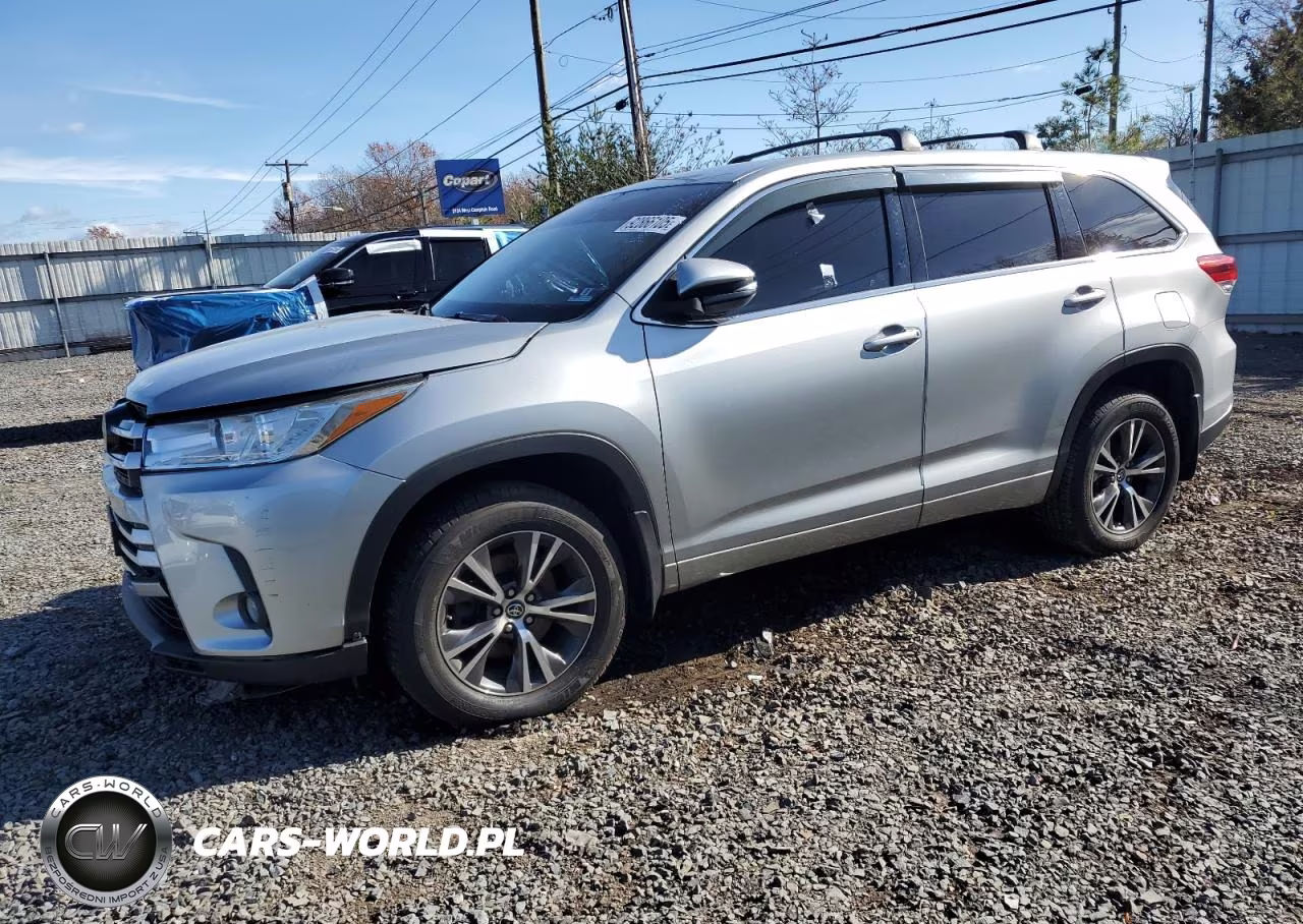 2017 Toyota Highlander Le