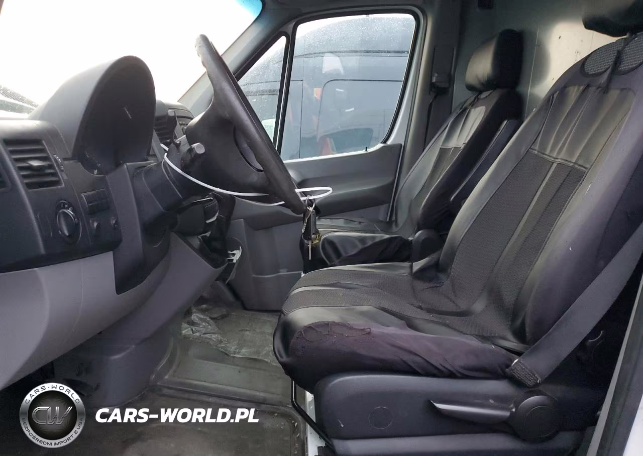 2012 Mercedes Benz Sprinter Delivery Van VIN:WD3PF4CC0C5626031 - 7